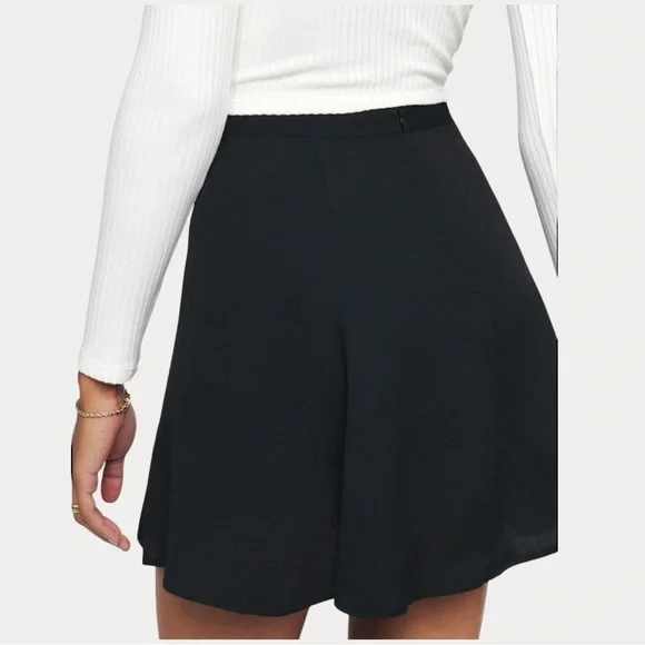 Reformation Black Flounce Mini Skirt Size 2 - Picture 2 of 6